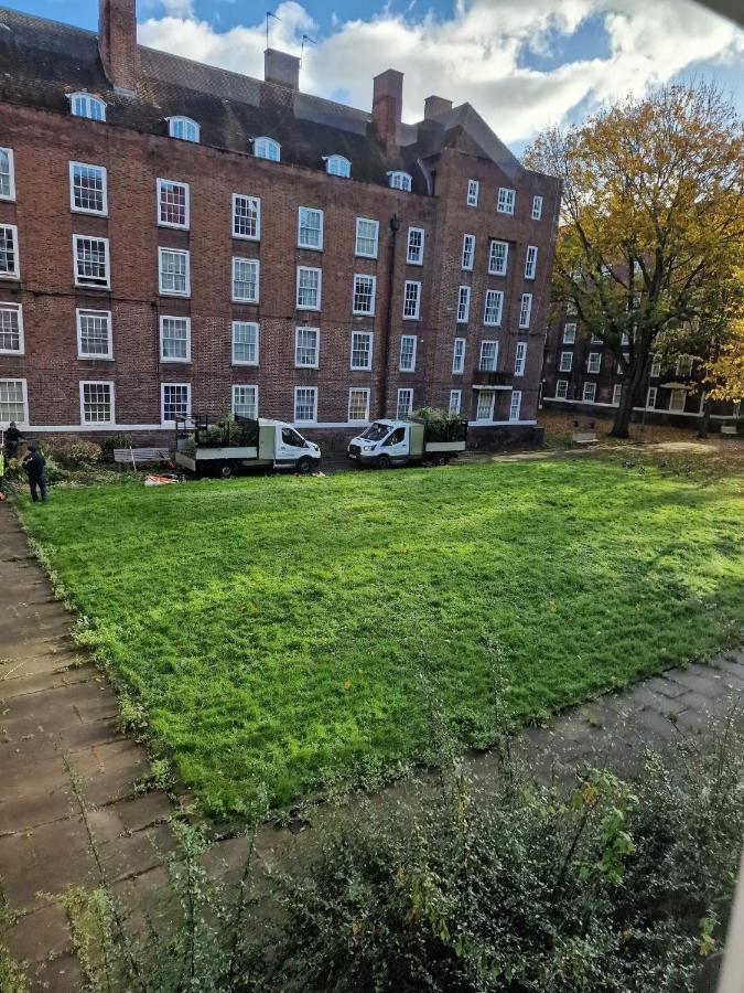 Waterloo - Zone 1 - Spacious One Bedroom Flat London Exteriör bild